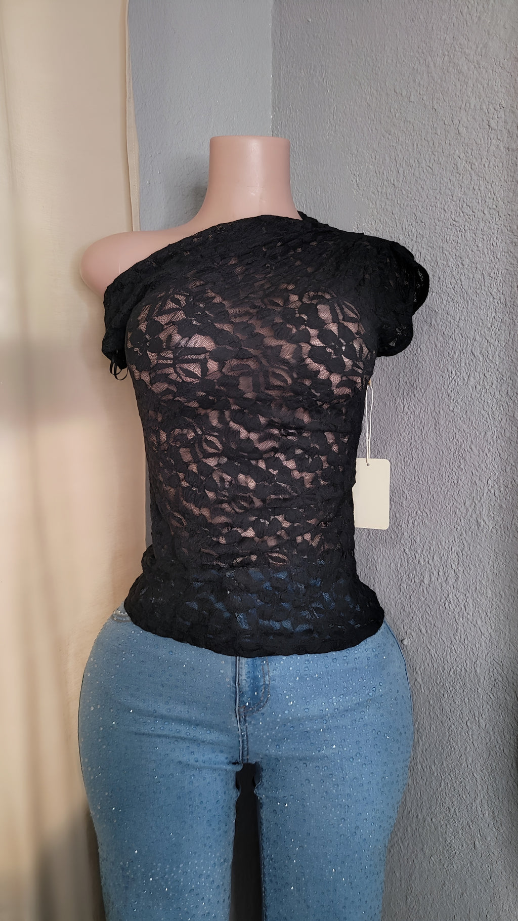 Nelly off shoulder top