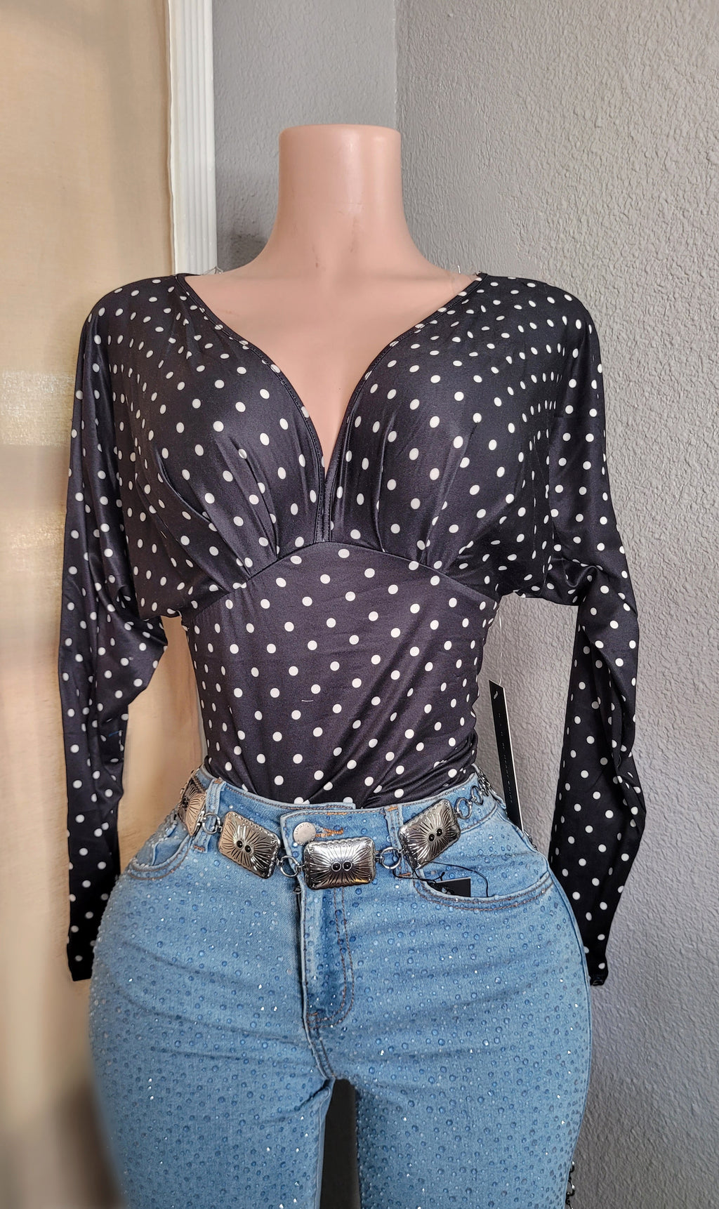 Gris polka dot top