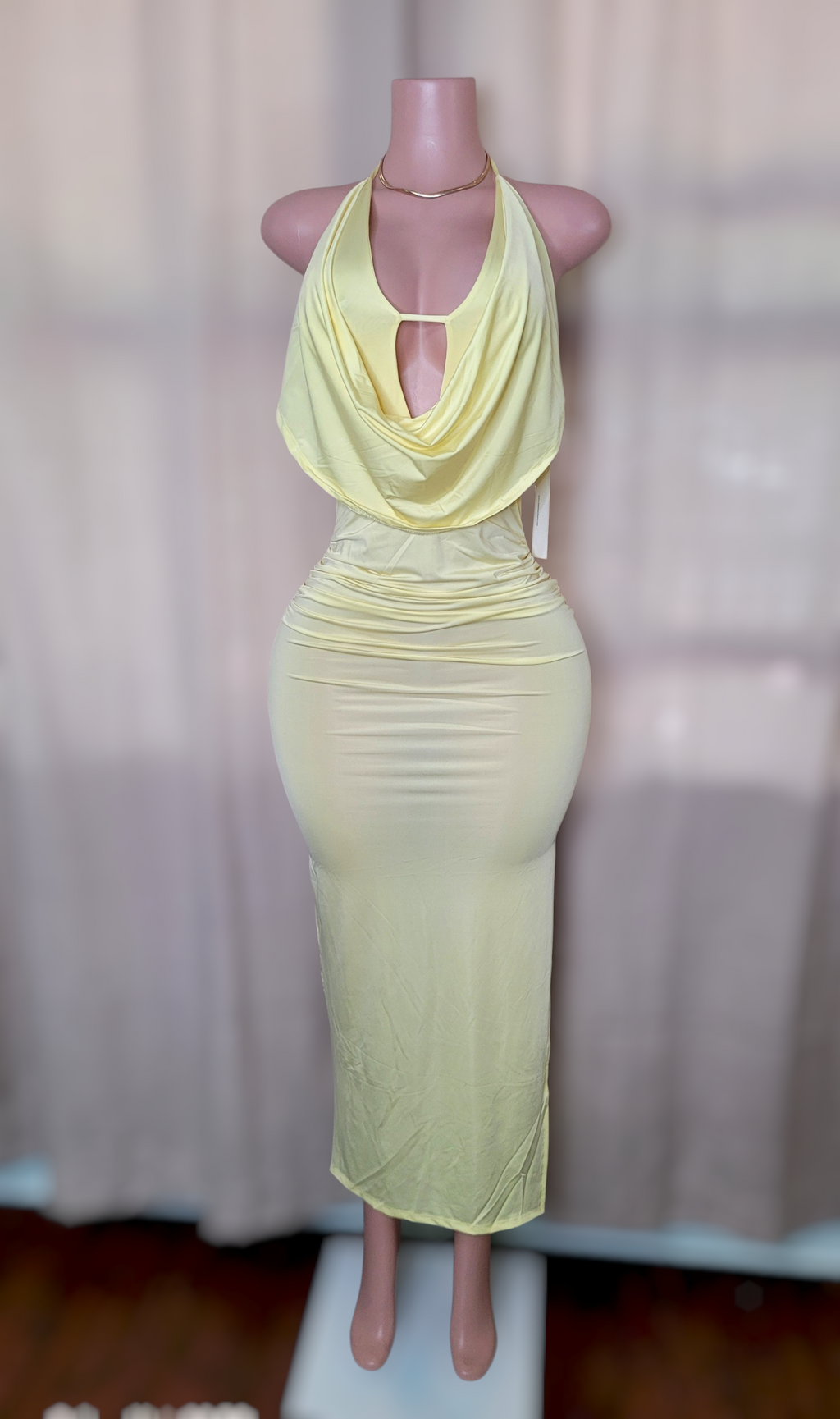 Isa Maxi dress