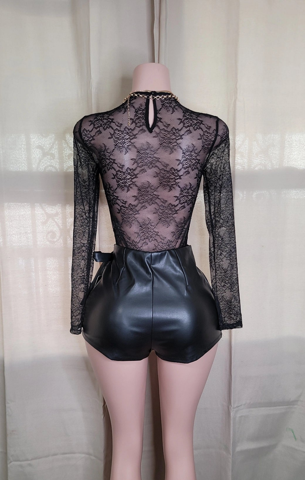 Bri lace bodysuit