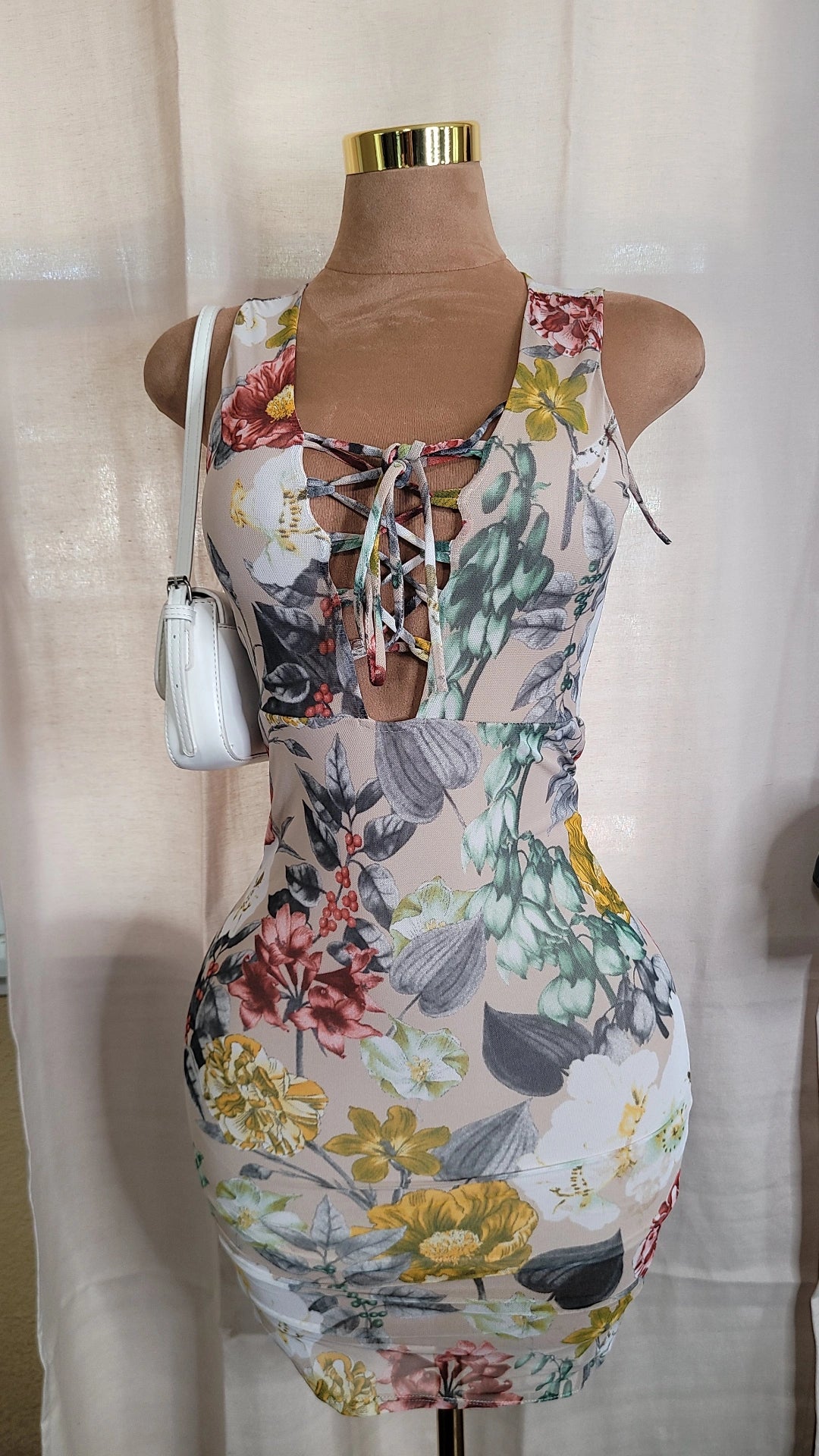 Azalia mesh mini dress(beige)