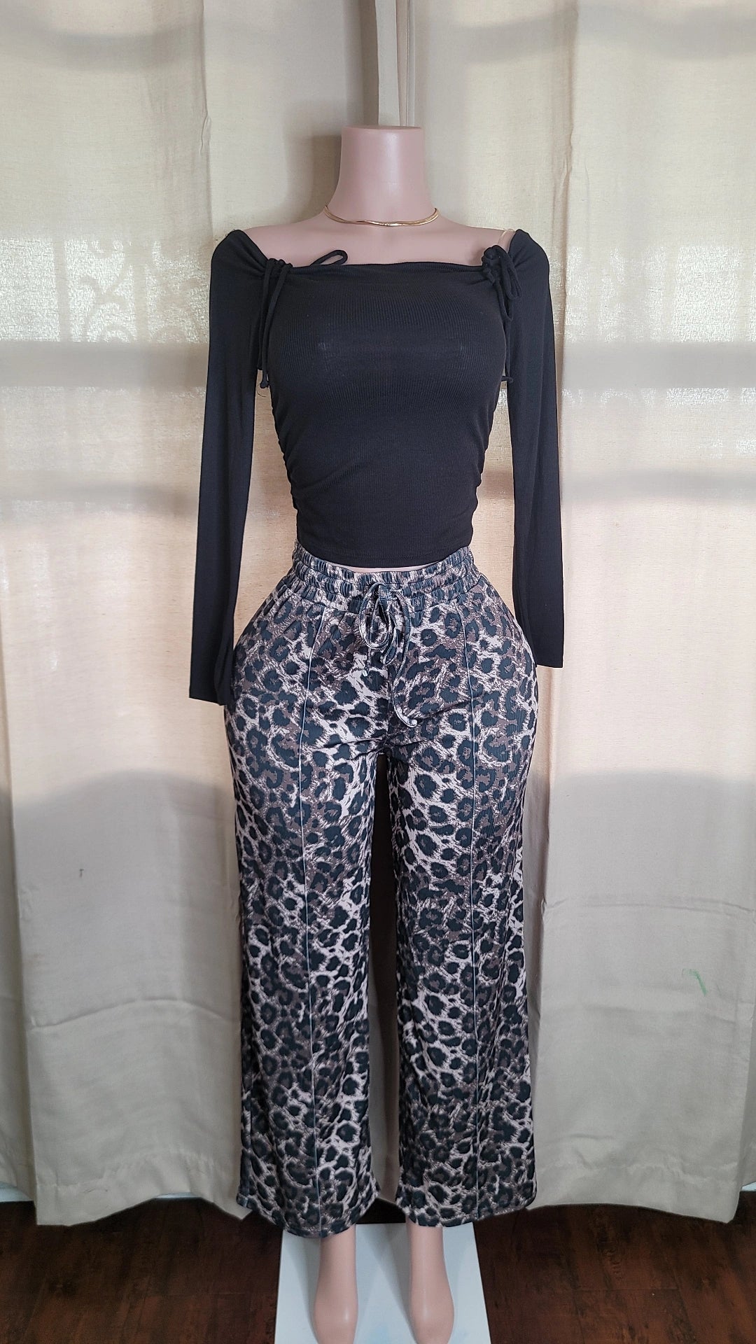 Mandy cheetah pants