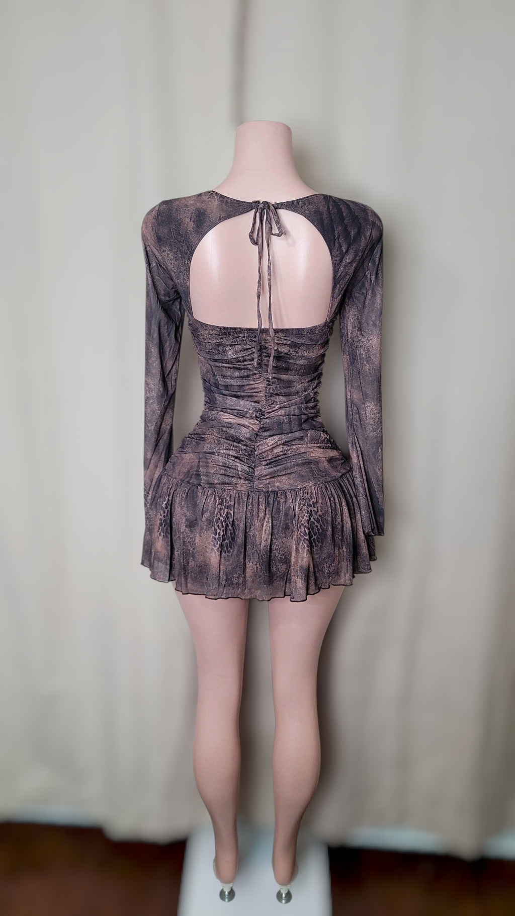 Kyara ruched mini dress (Brown)