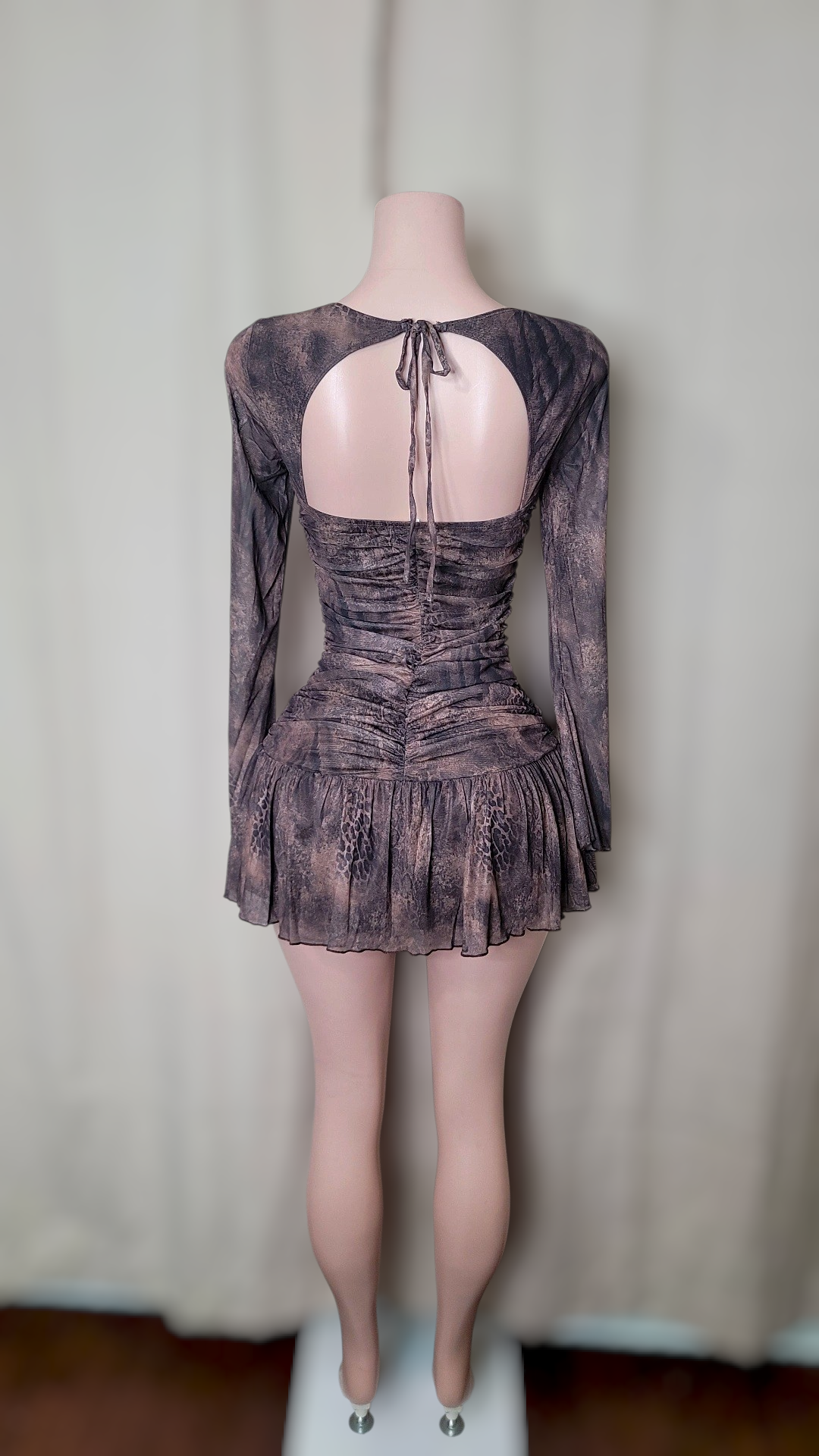 Kyara ruched mini dress (Brown)